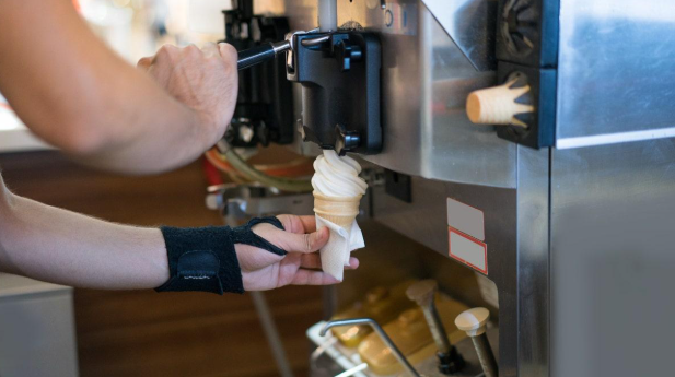 Soft Serve Machine